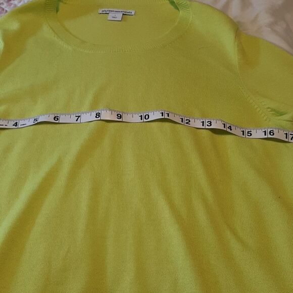 Amazon essential lime green sweater NWT Size S - Picture 10 of 10